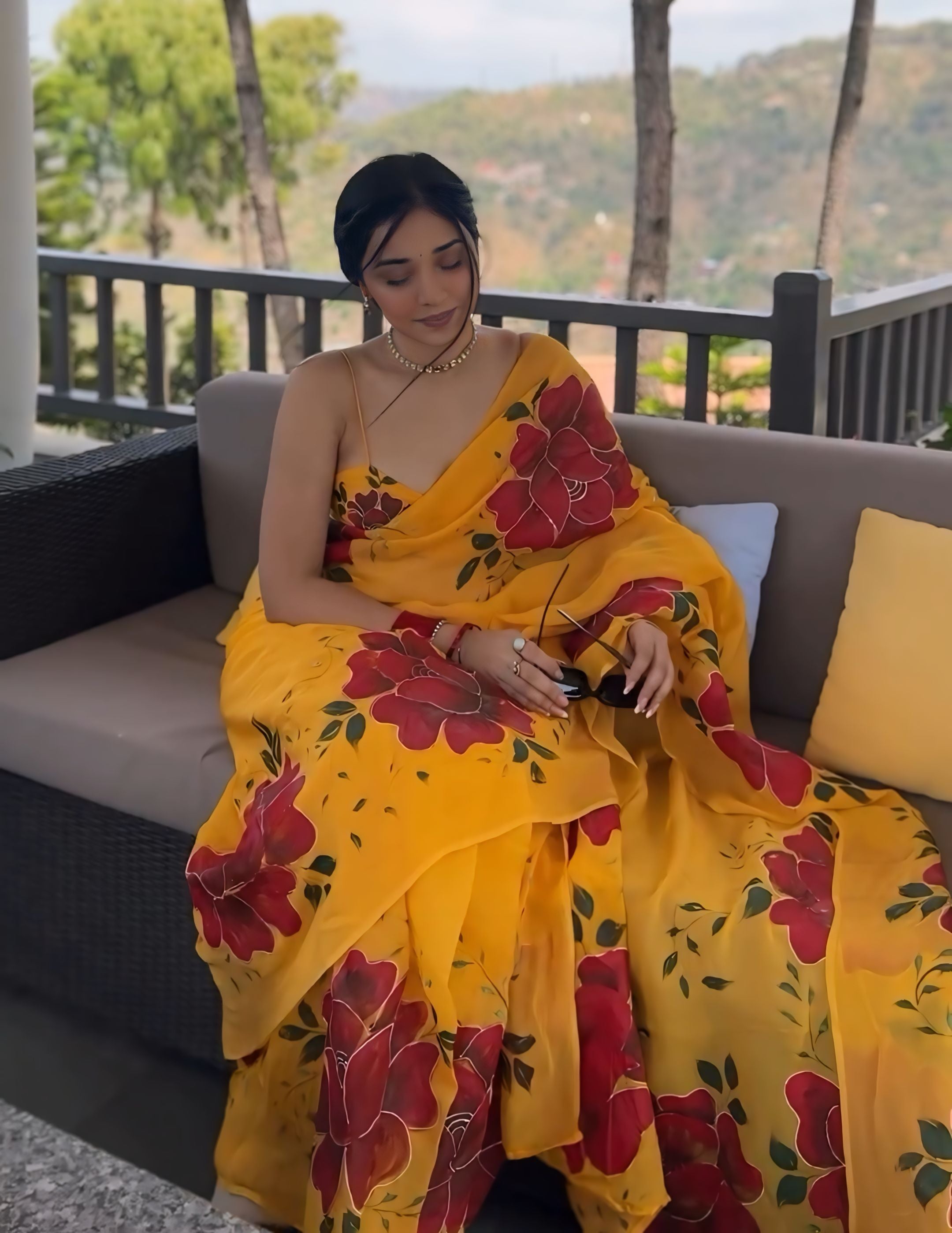 One Minute Ready To Wear Luminous Beauty Saree
