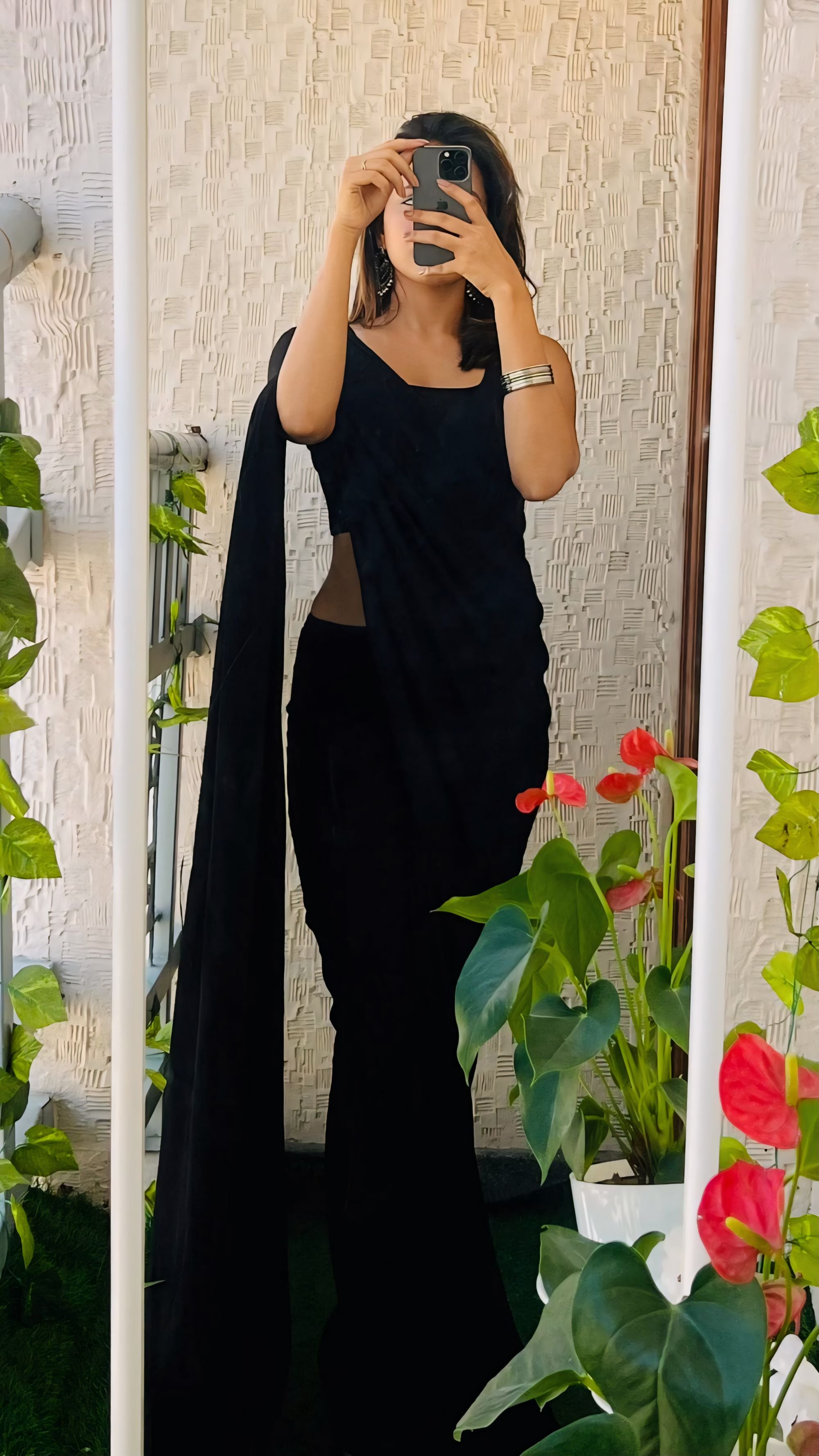 One Minute Ready To Wear Women's Party Black Plain Georgette Saree