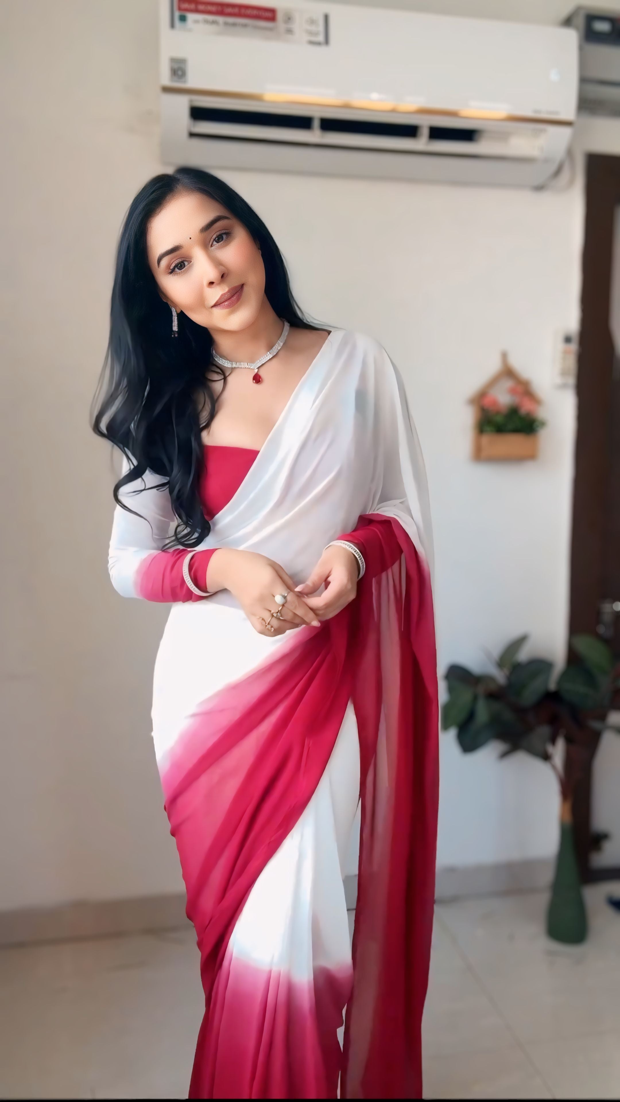 One Minute Ready To Wear Radiant Elegance Saree