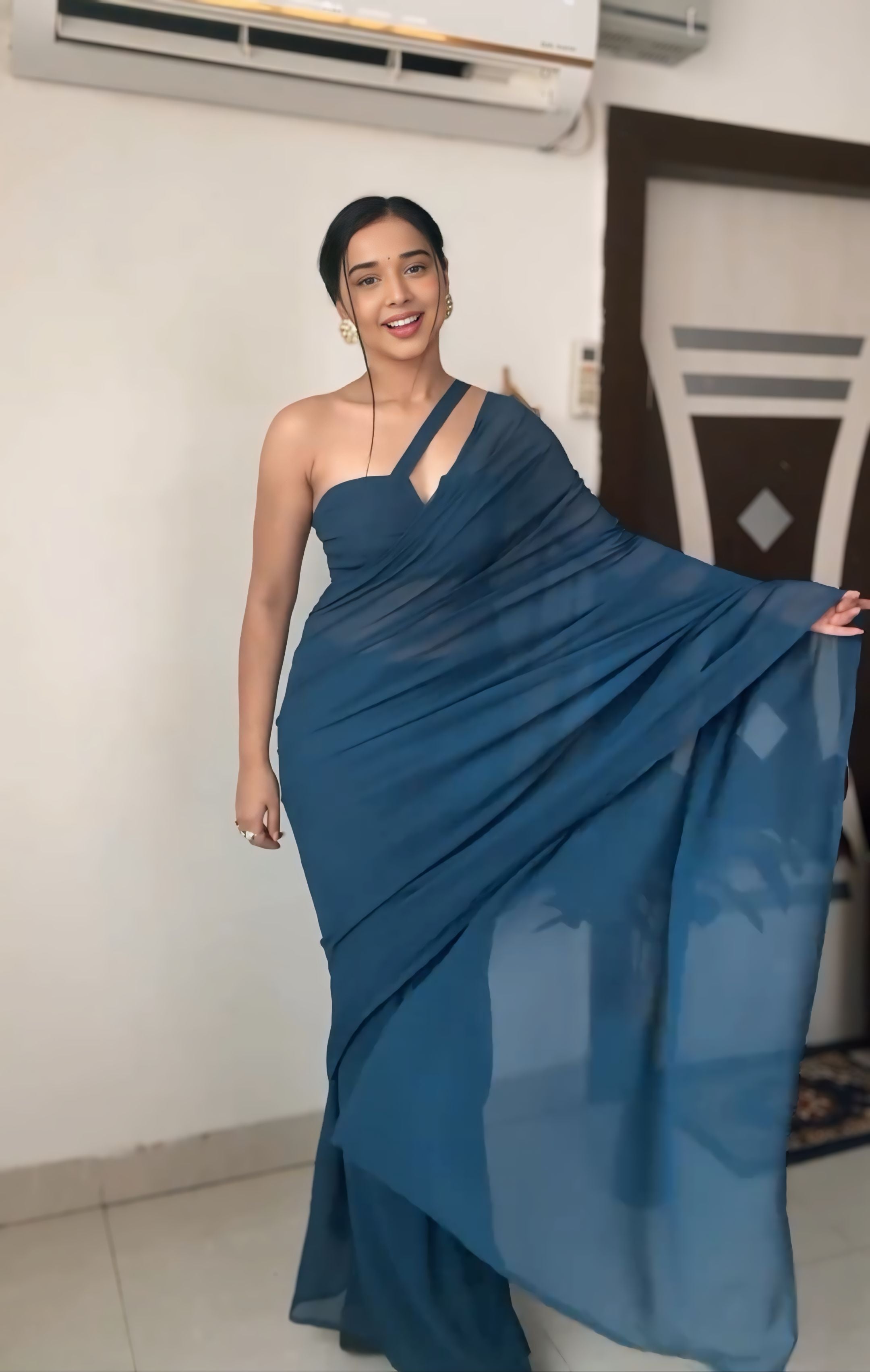 One Minute Ready To Wear Pure Georgette Silk Elegant Embrace Saree