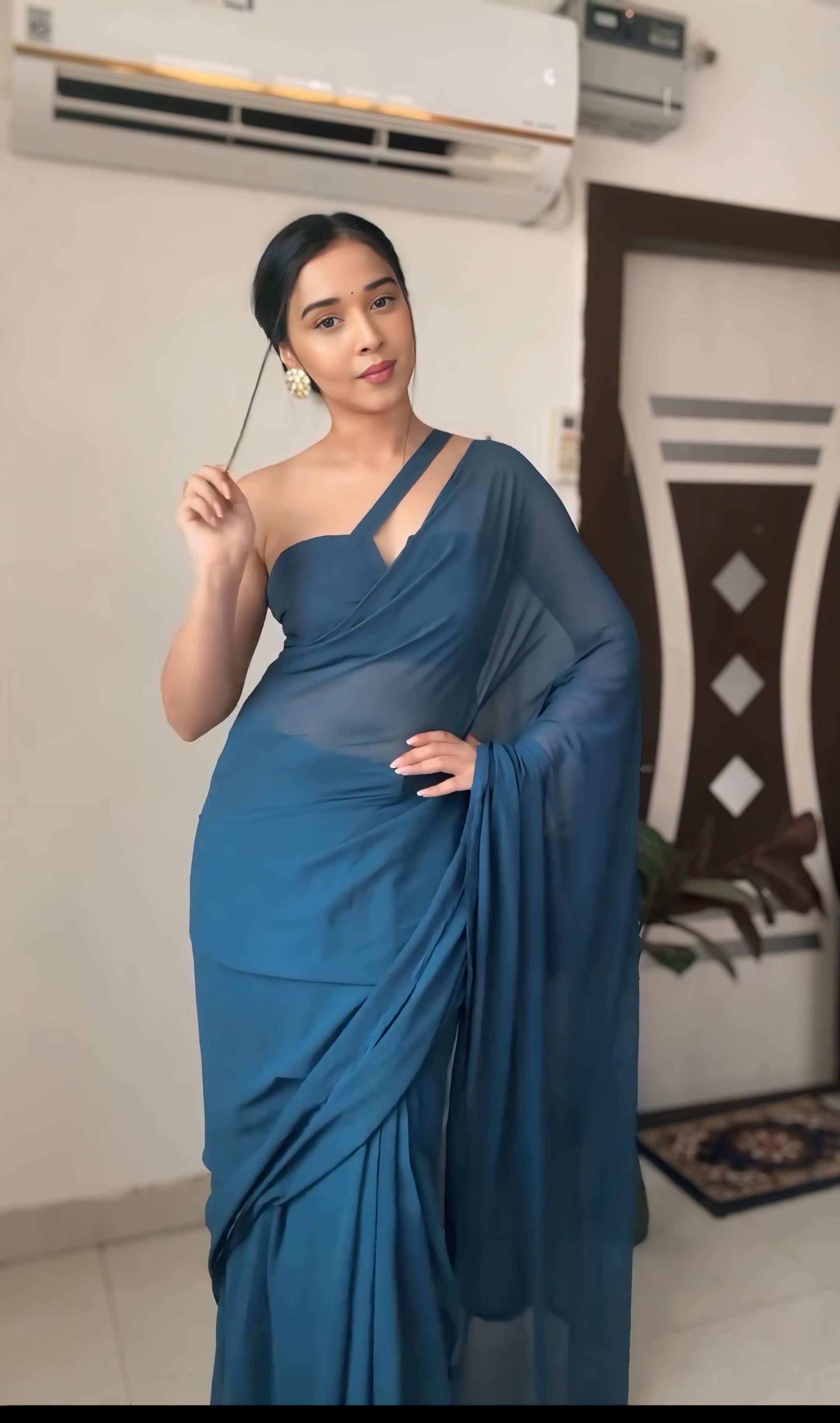 One Minute Ready To Wear Pure Georgette Silk Elegant Embrace Saree