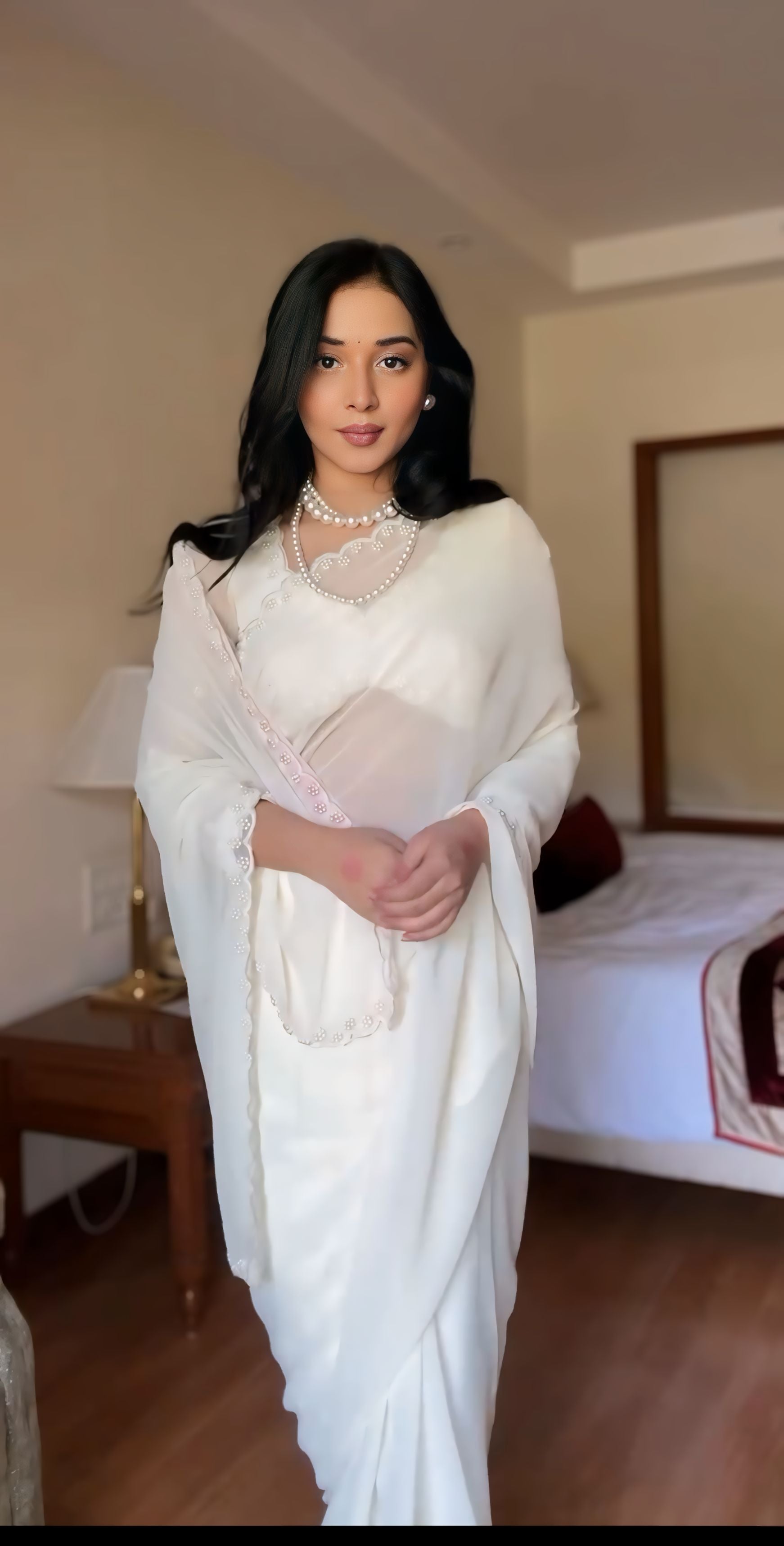 One Minute Ready To Wear Elegant Essence White Saree with Stitch Blouse