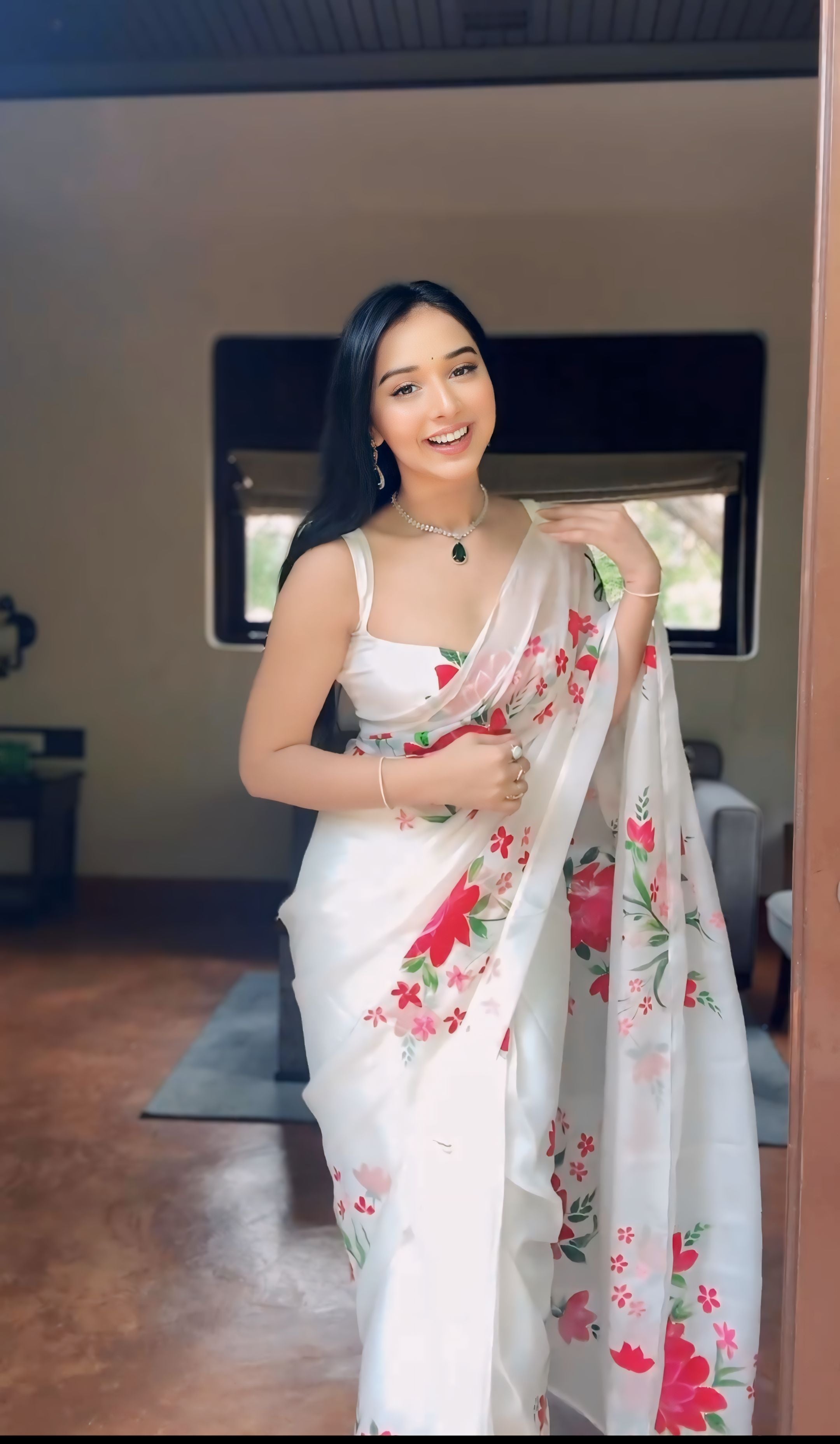 One Minute Ready To Wear Floral Organza Elegance Saree