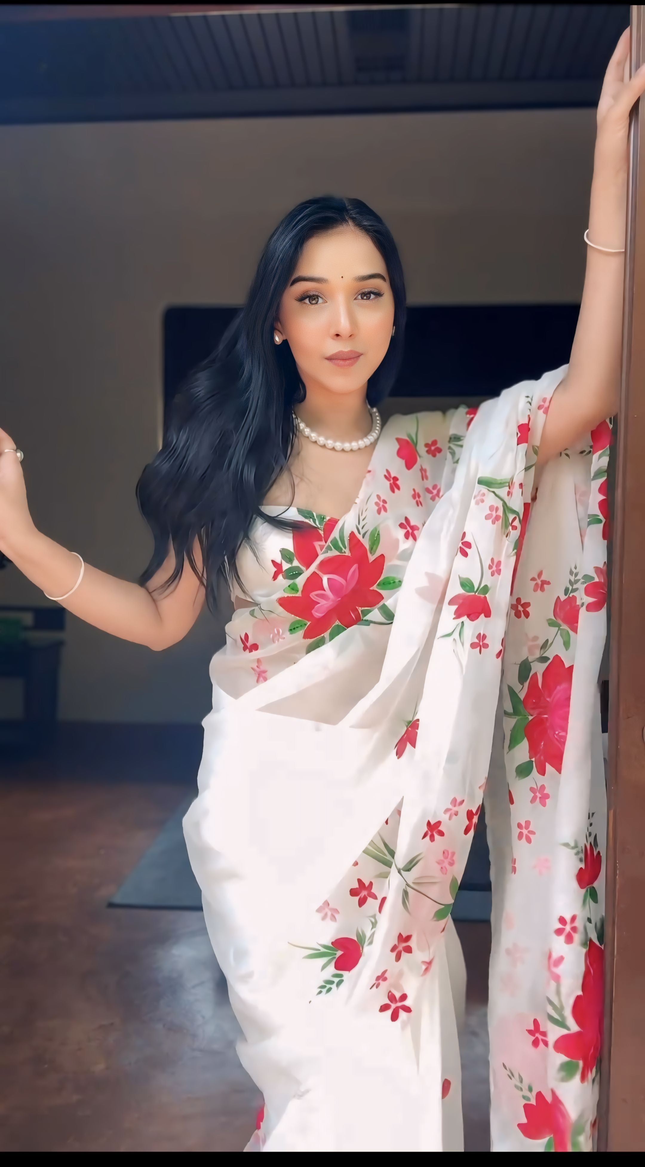 One Minute Ready To Wear Floral Organza Elegance Saree