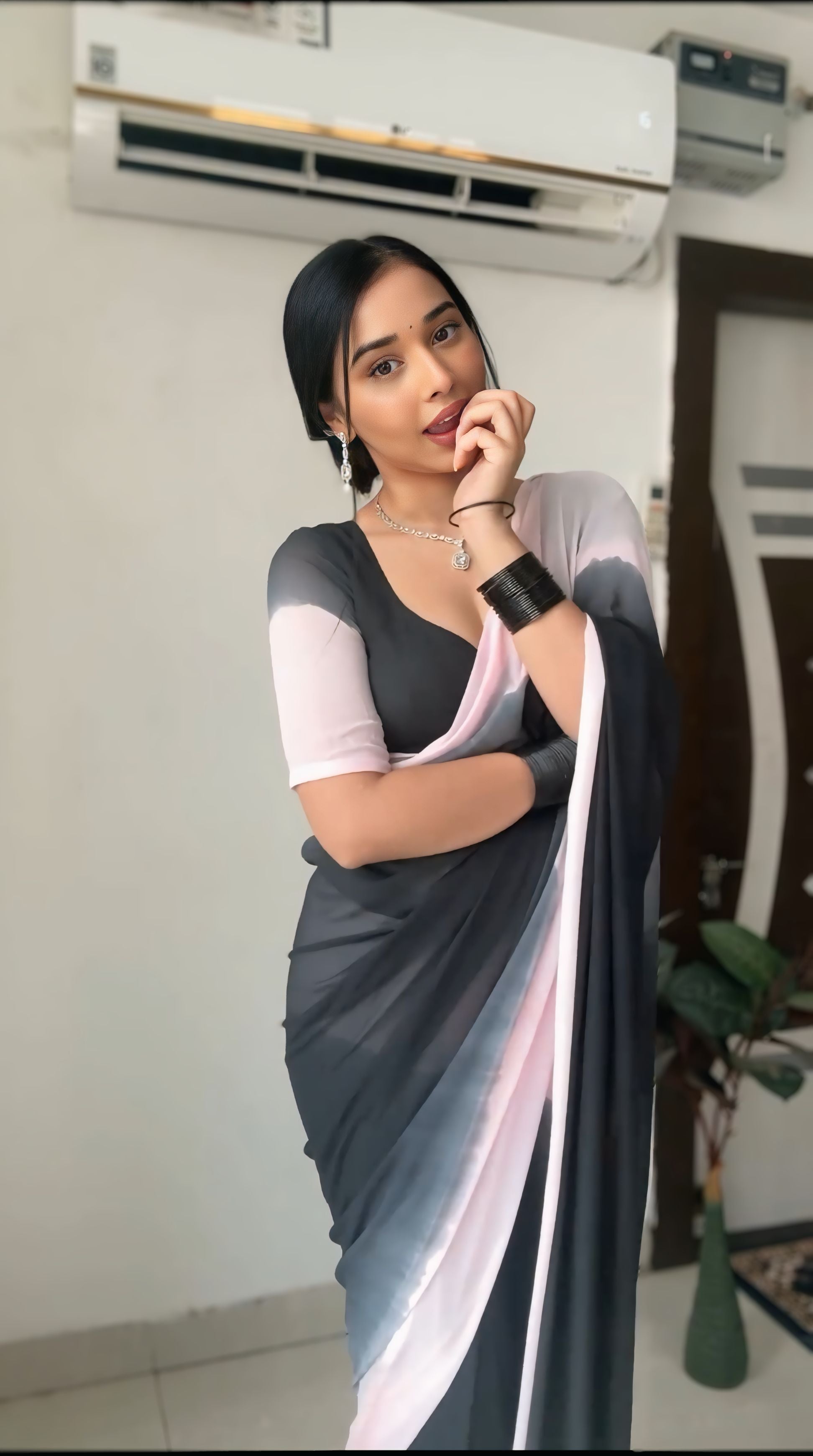 One Minute Ready To Wear Hypnotic Black & White Georgette Saree