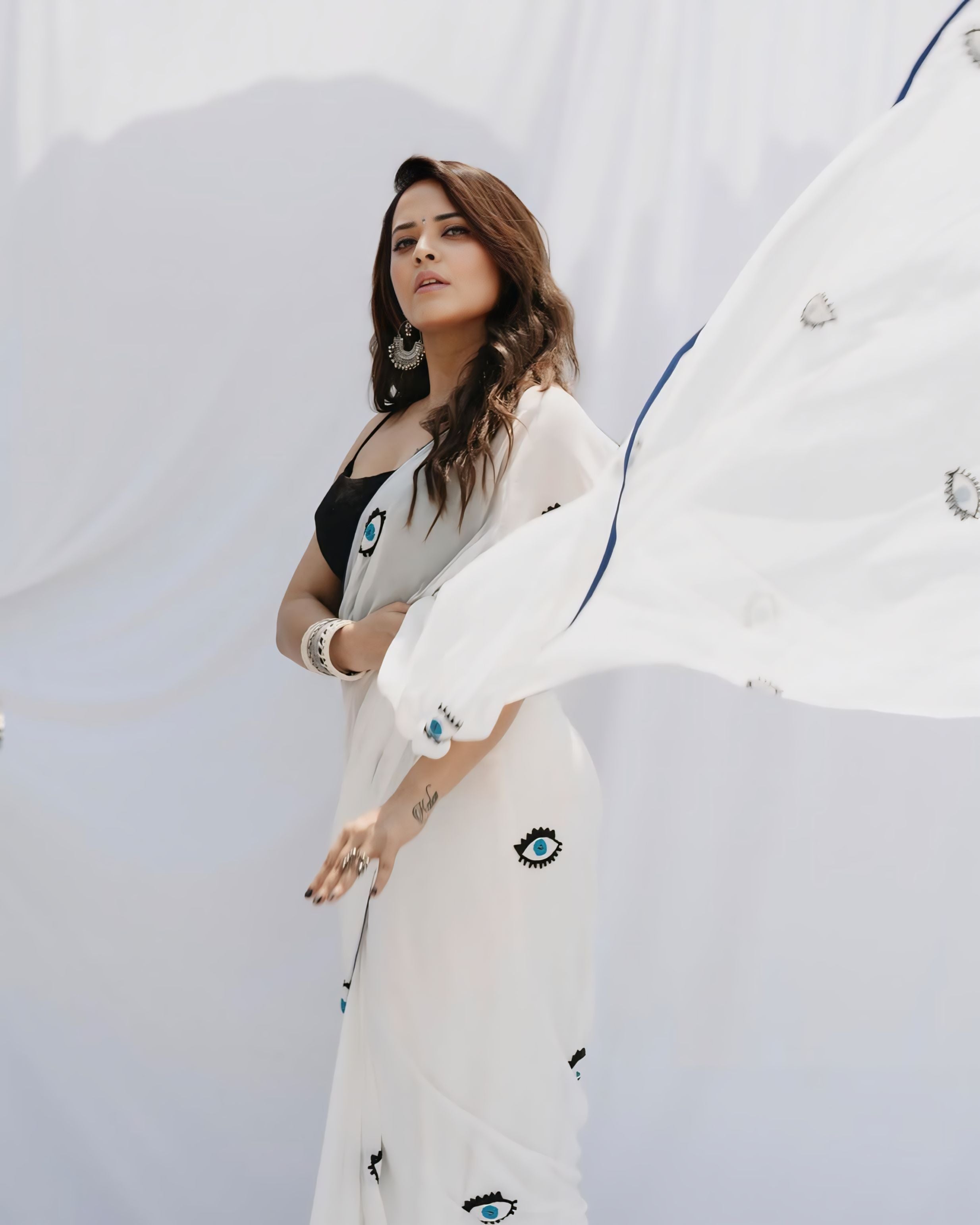 One Minute Ready To Wear White Soft Georgette Saree