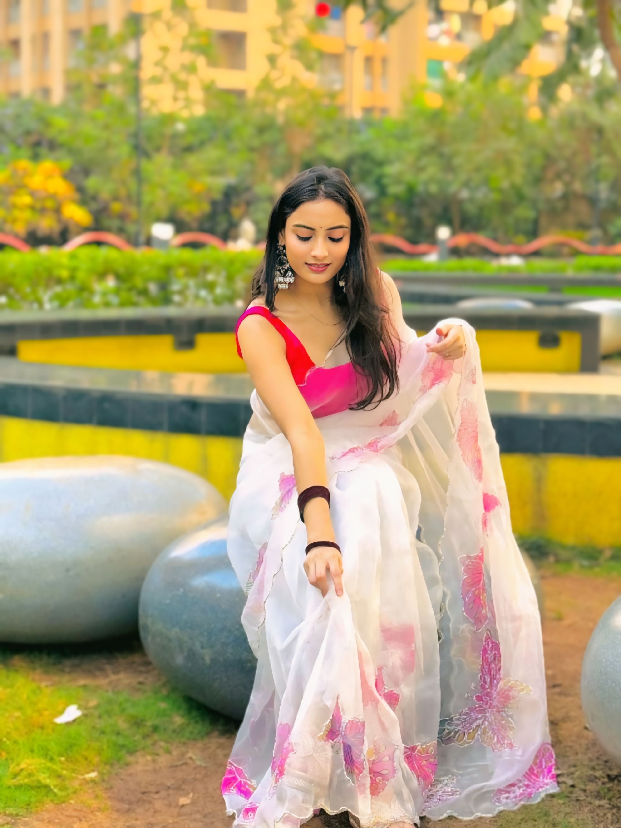 One Minute Ready To Wear White Color Organza Saree