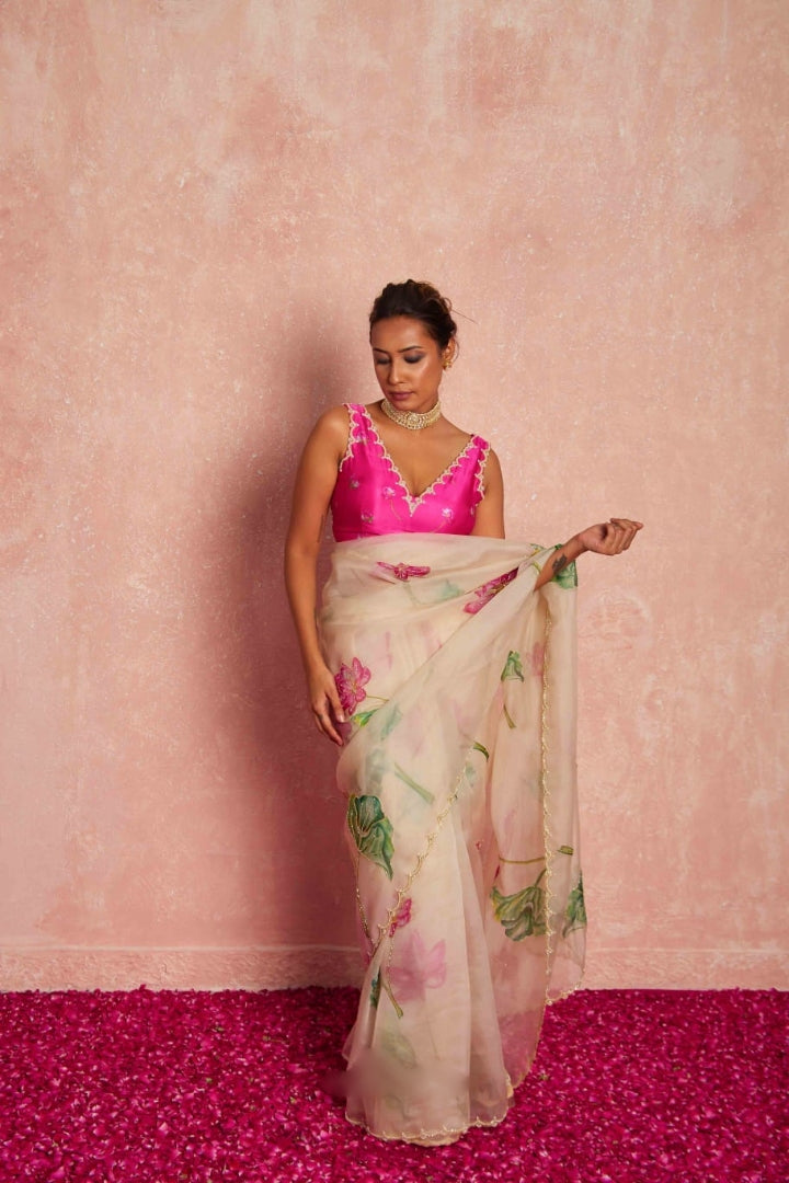 One Minute Ready To Wear The Perfect Blend of Tradition Saree With Stitch Blouse
