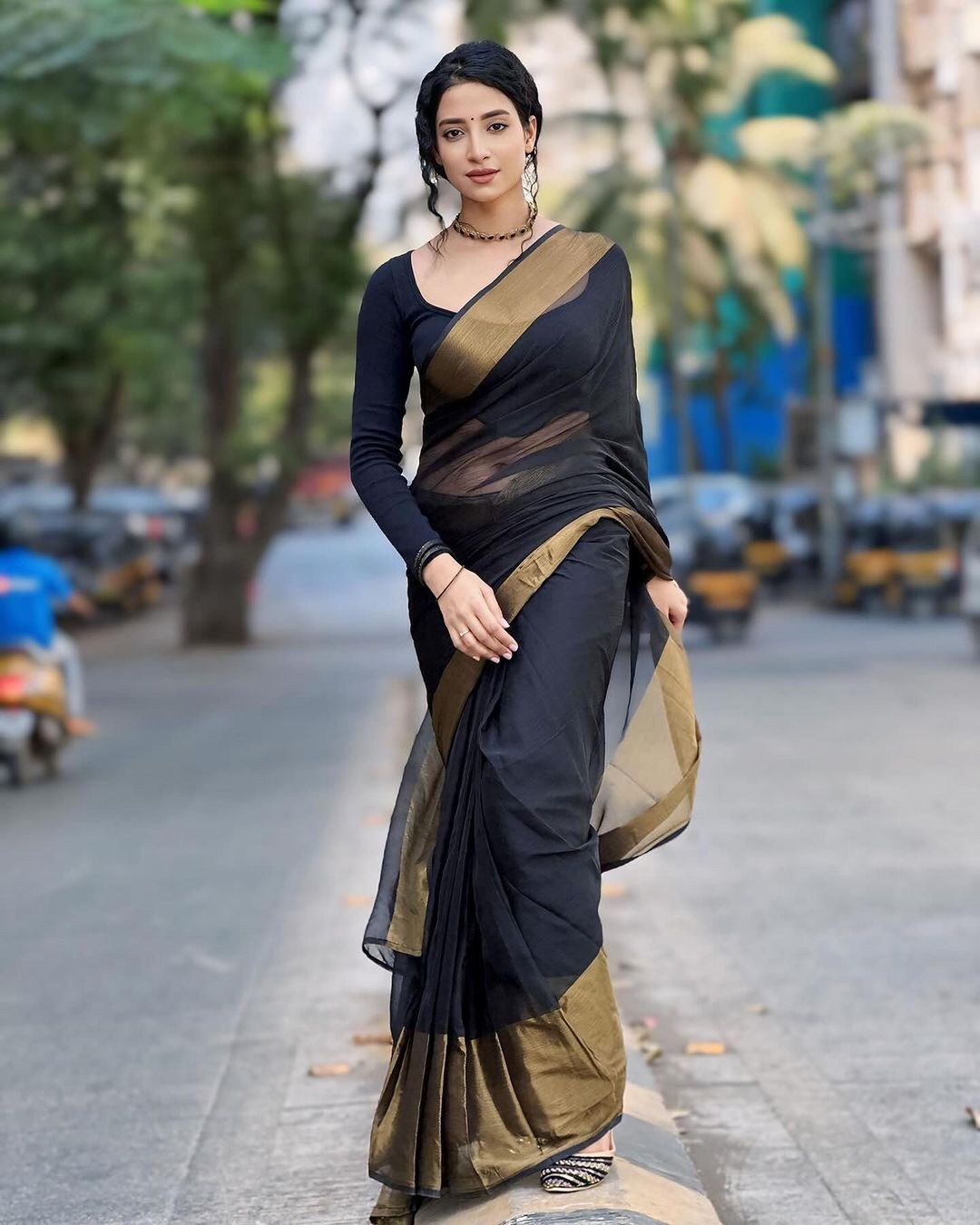 One Minute Ready To Wear Dazzling Elegance Soft Chiffon Silk Saree