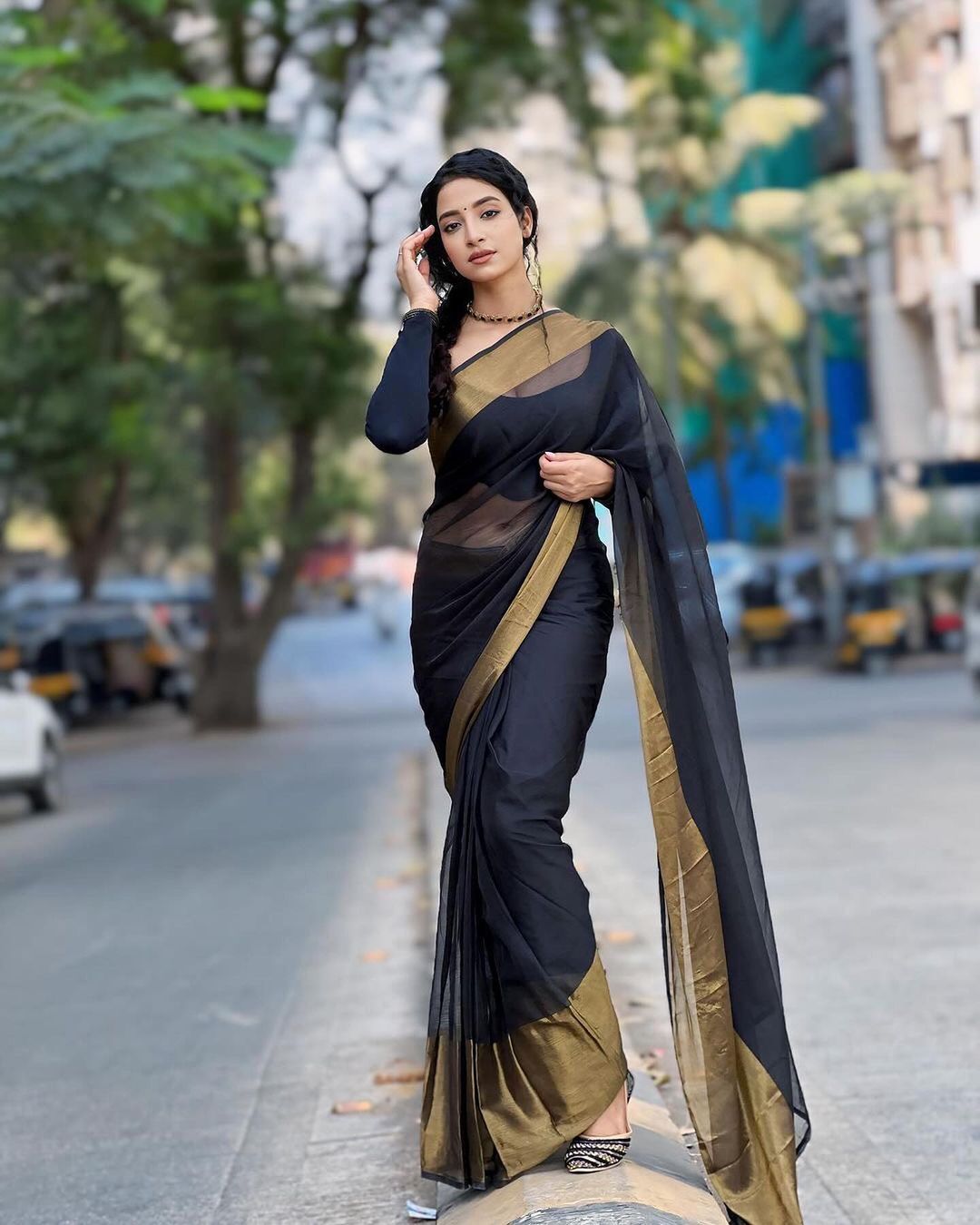 One Minute Ready To Wear Dazzling Elegance Soft Chiffon Silk Saree