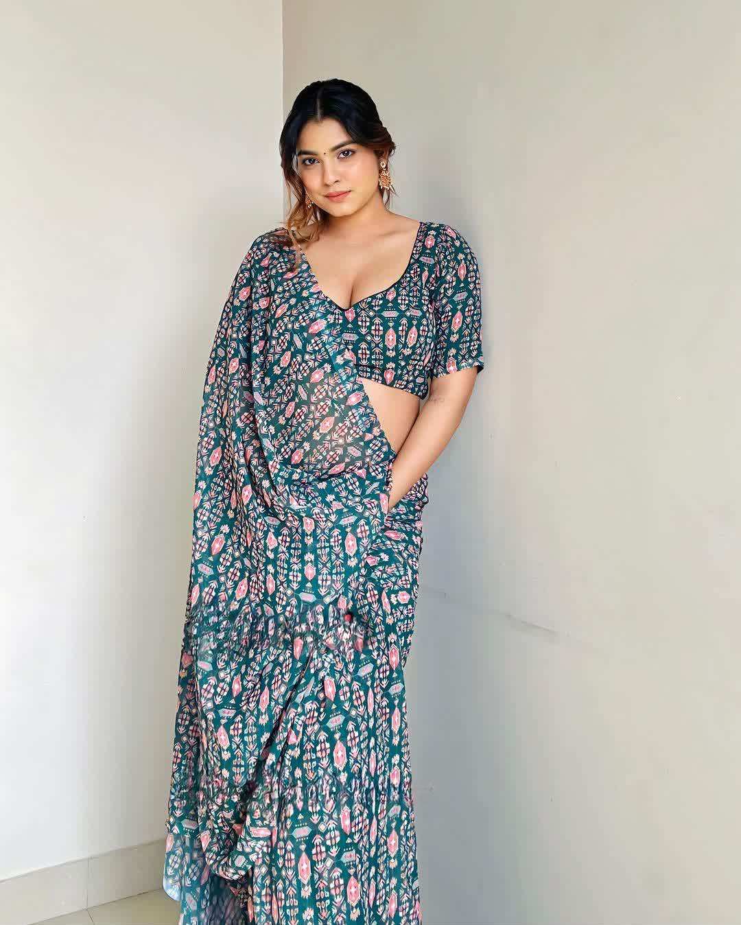 One Minute Ready To Wear Classic beauty Printed Saree