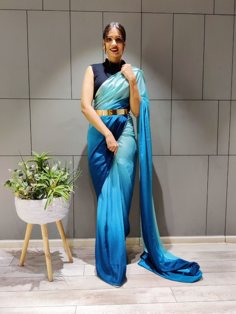 One Minute Ready To Wear Elegant Gradient Blue Saree