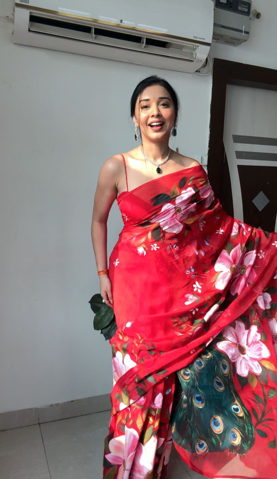 One Minute Ready To Wear Elegant Red Floral Dream Saree