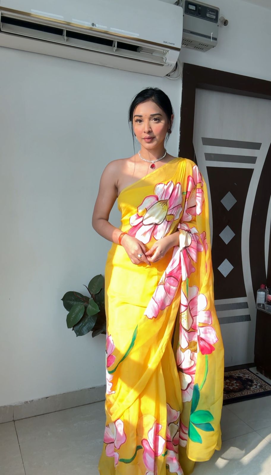 One Minute Ready To Wear Elegant Embrace Saree