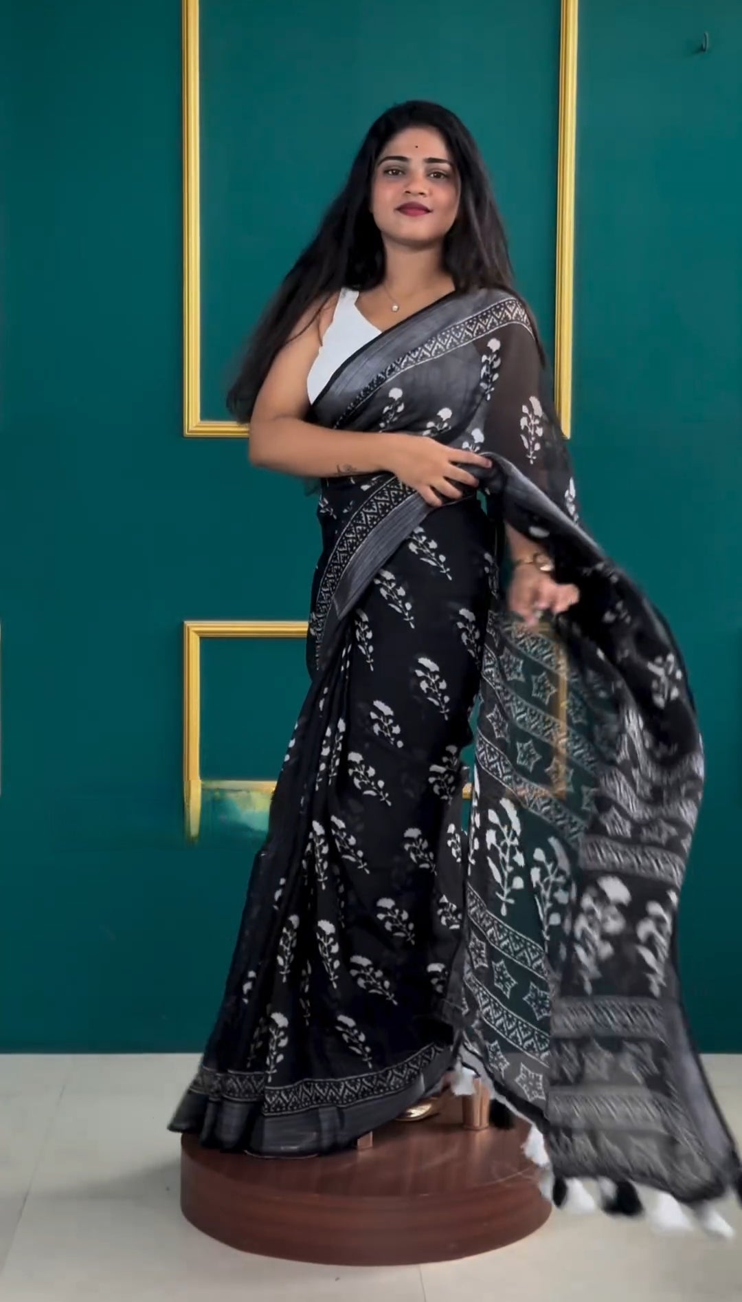One Minute Ready To Wear Mogra Batik Printed Soft Line Saree