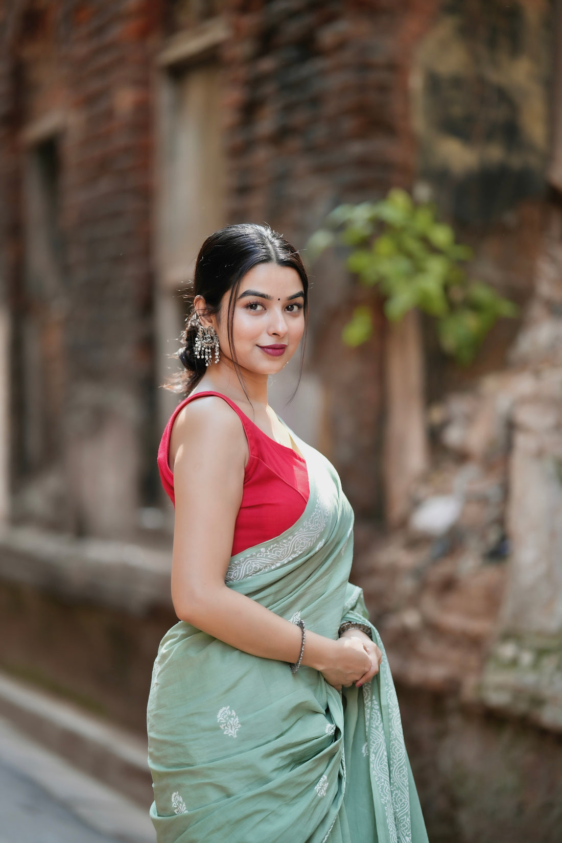 One Minute Ready To Wear Bottle Green Color Mulmul Cotton With Pocket Saree