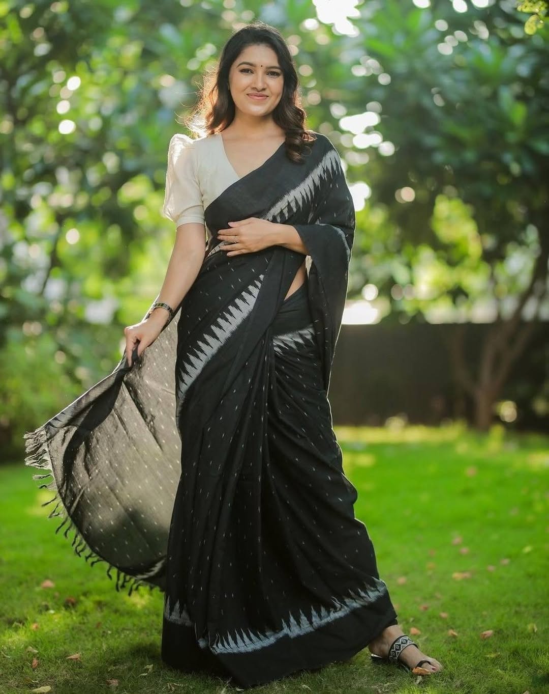 One Minute Ready To Wear Black Premium Cotton Saree