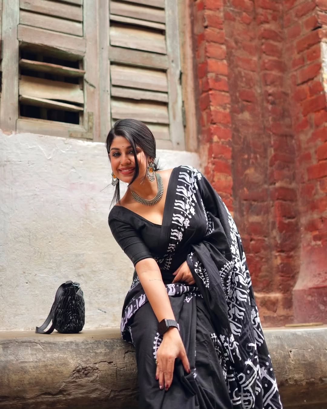 One Minute Ready To Wear Pure Soft Cotton Mulmul Hand Block Printed Saree
