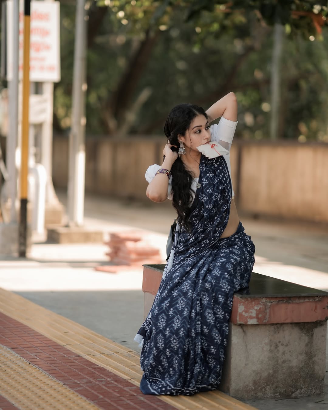 One Minute Ready To Wear NeoDrape Black Cotton Saree