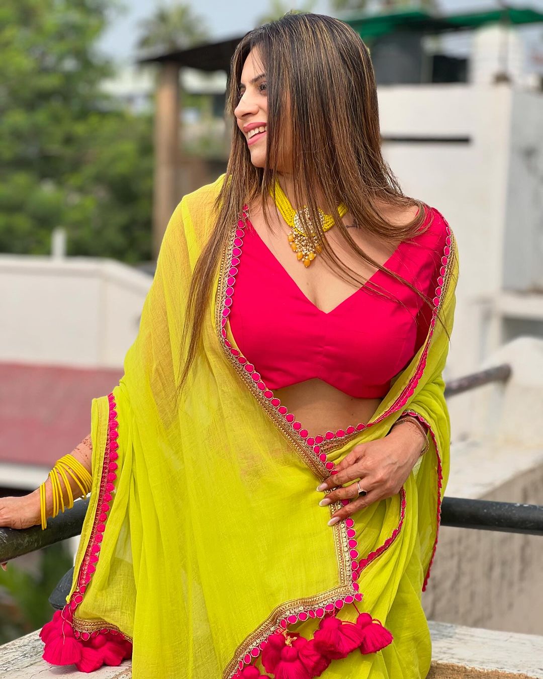 One Minute Ready To Wear FashionFlare Stunning Faux Georgette Saree