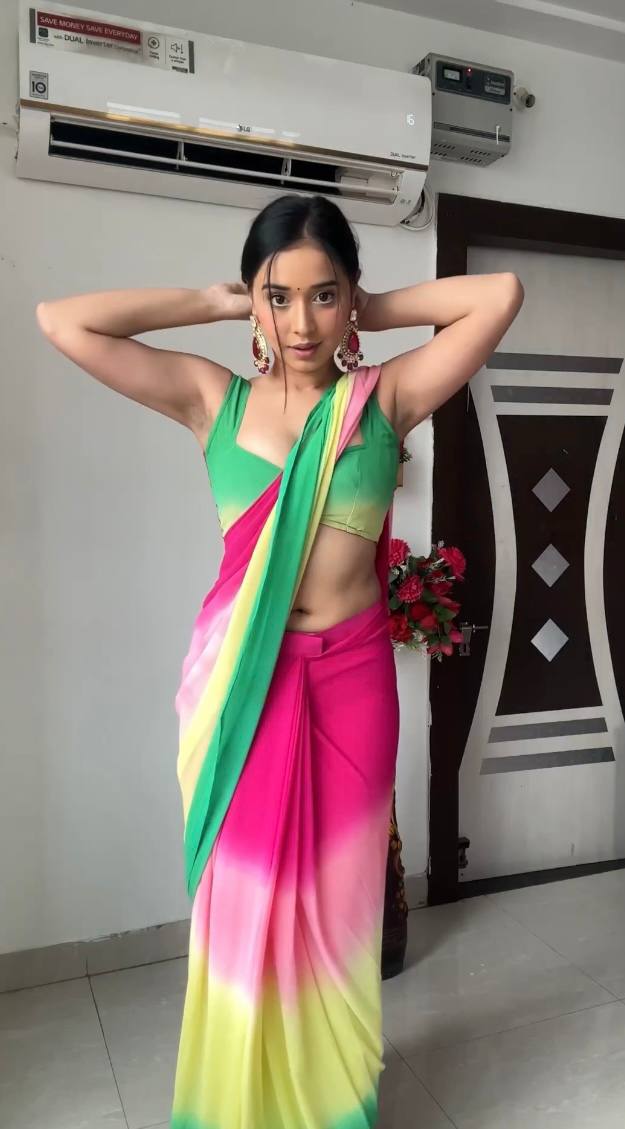One Minute Ready To Wear Vibrant Elegance Saree