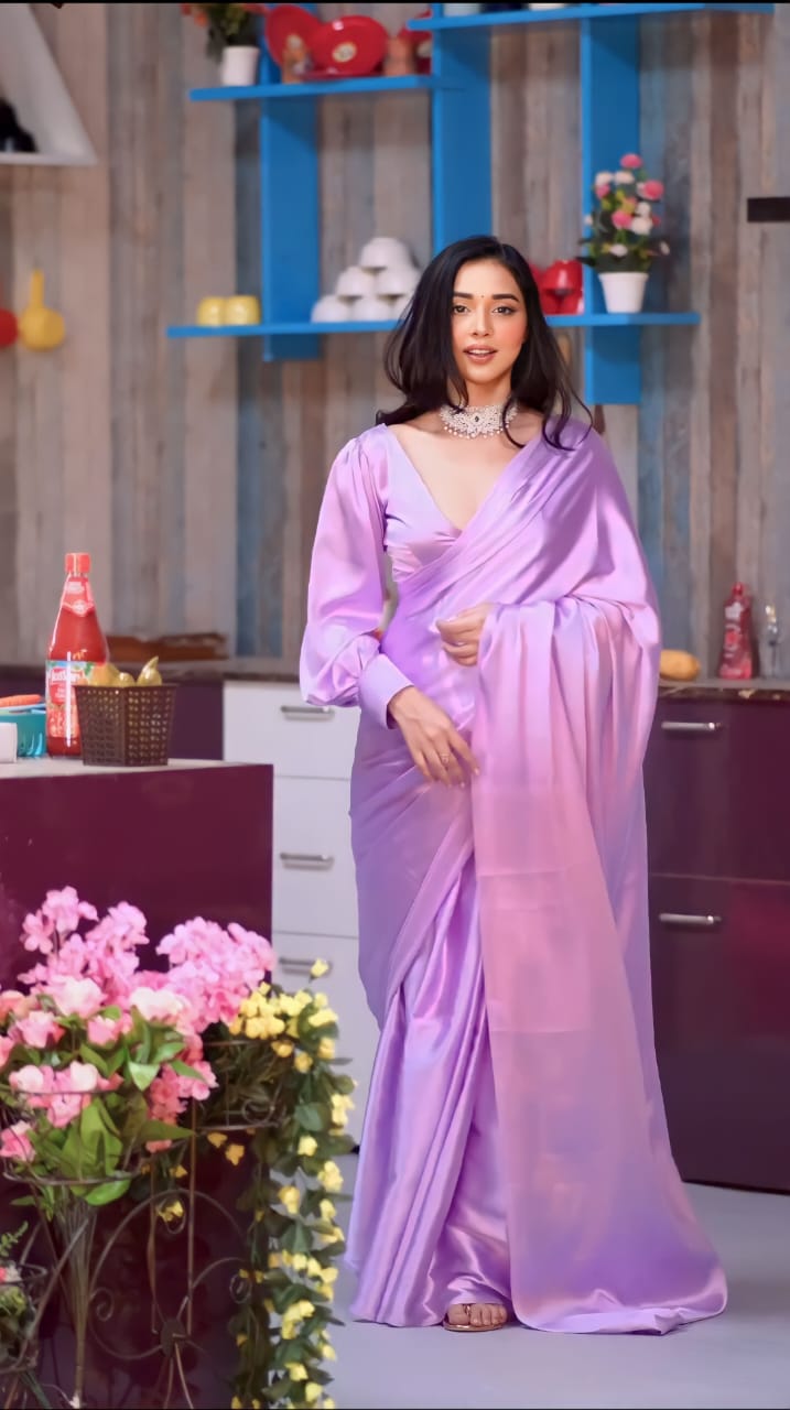 One Minute Ready To Wear Lovender Long Sleeves Elegant Party Wear Saree