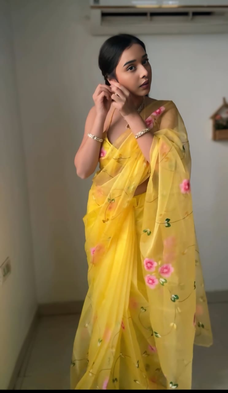 One Minute Ready To Wear Vibrant Yellow Luminous Charm Saree