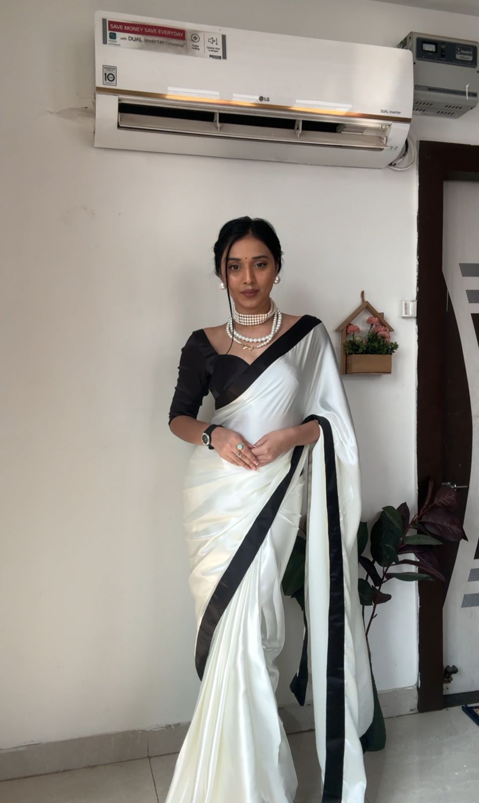 One Minute Ready To Wear Dazzling White Elegance Allure Drapes Saree