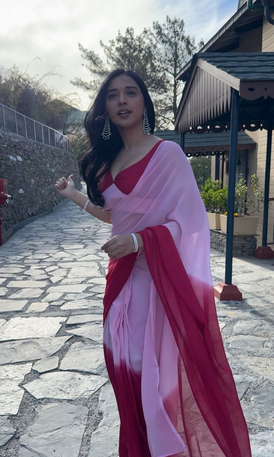 One Minute Ready To Wear Pink Radiance Elegant Embrace Saree