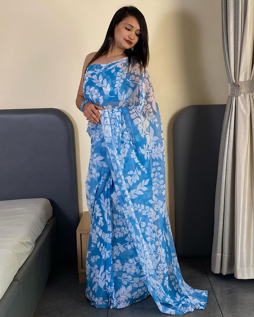 One Minute Ready To Wear Floral Breeze Saree