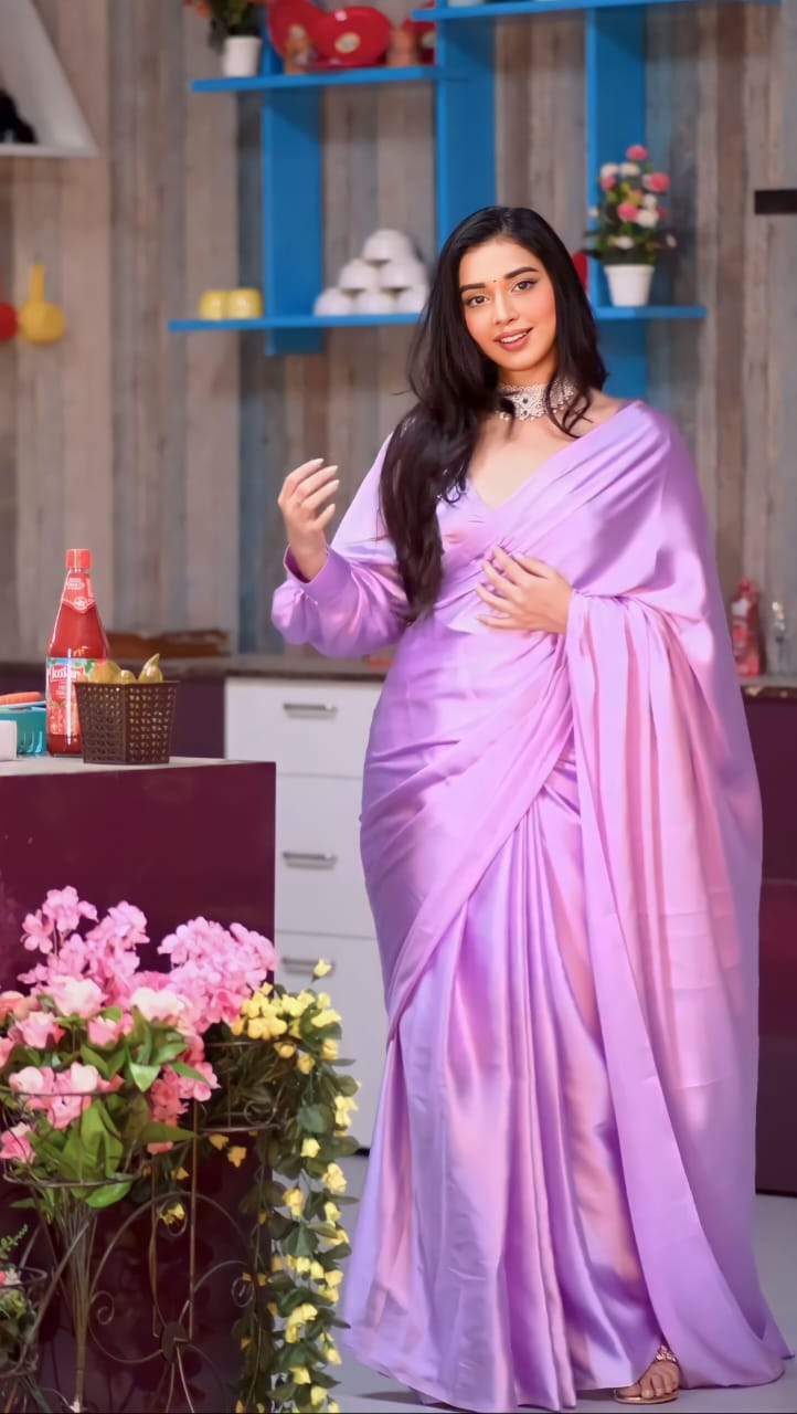 One Minute Ready To Wear Lovender Long Sleeves Elegant Party Wear Saree