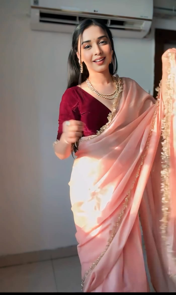 One Minute Ready To Wear Lace Border Saree
